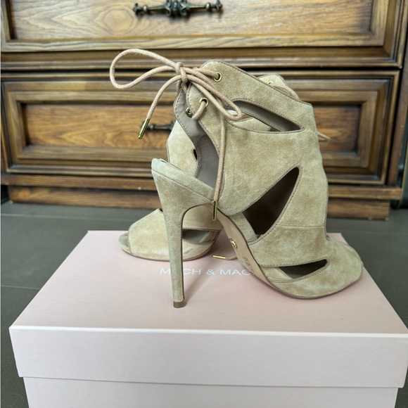 Kurt Geiger Pumps - Picture 2 of 3